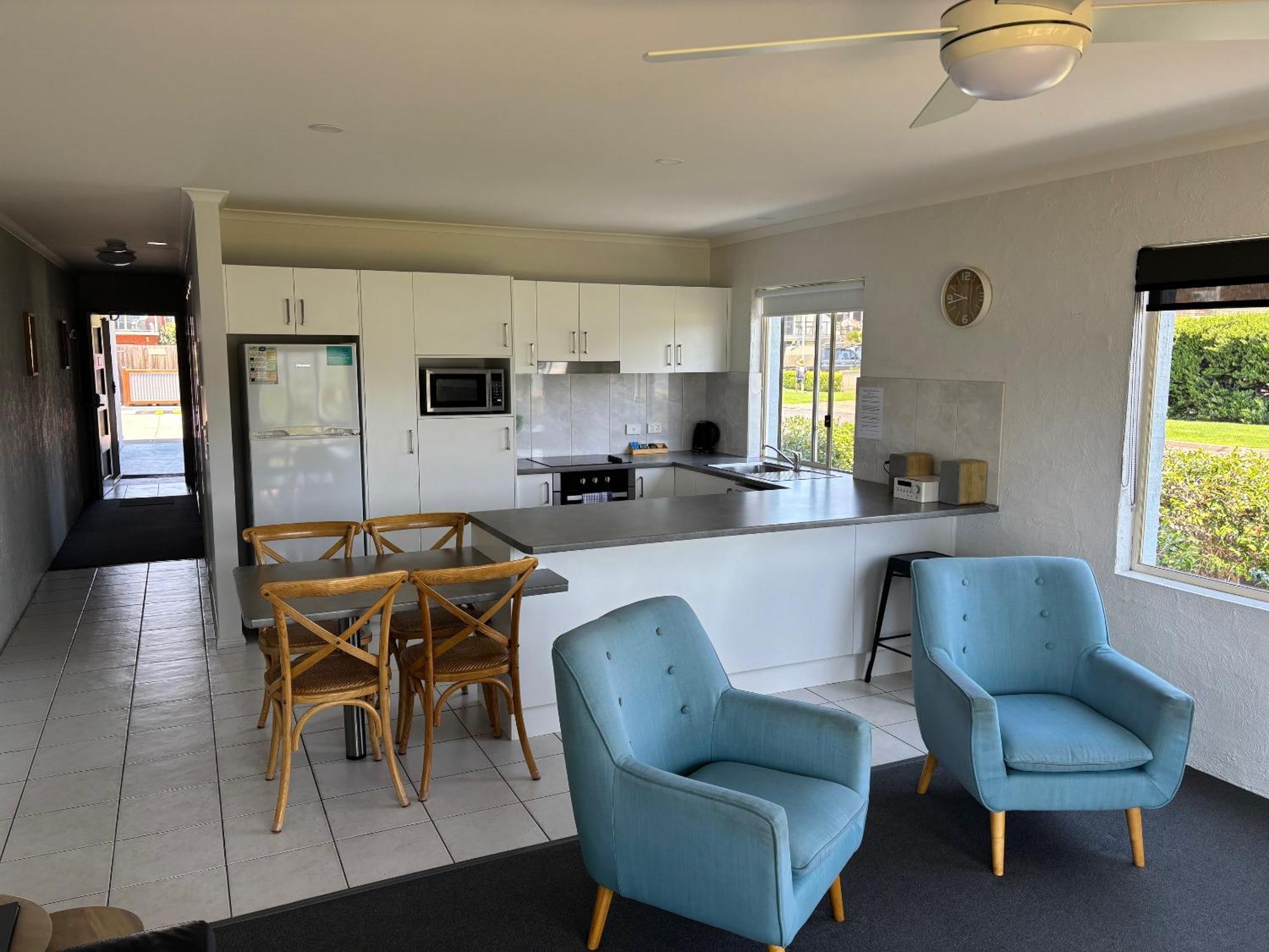 Merimbula Lake Apartments Экстерьер фото