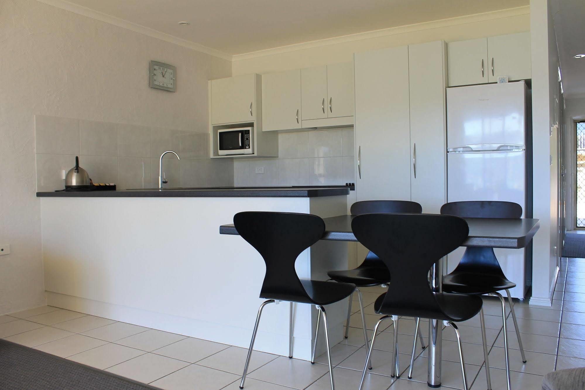 Merimbula Lake Apartments Экстерьер фото